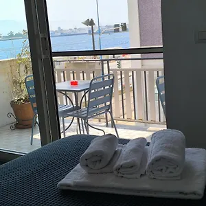  Frühstückspension Miti Dello Stretto